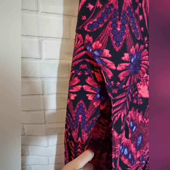 UK2LA Red Pink and Blue Double Slit Maxi Skirt - Picture 3 of 8